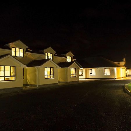 Hillview Self Catering Apartment Lusk ภายนอก รูปภาพ